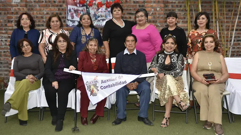 ETI No. 8, reunión3